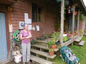 Having snacks @ the Cookie Lady's place. She and her husband graduated from Iowa State (back in the 40's or 50's?) and moved to Mass to work for GE. They have become AT icons over the past 30 years by offering free cookies and options to pick blue-berries or hang out in their extensive gardens just yards from the AT....