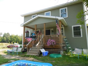 West Hartford, VT resident Randy rings his bell and lures hikers over for sodas & food!