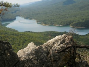 Hiking toward Tinker Cliffs...